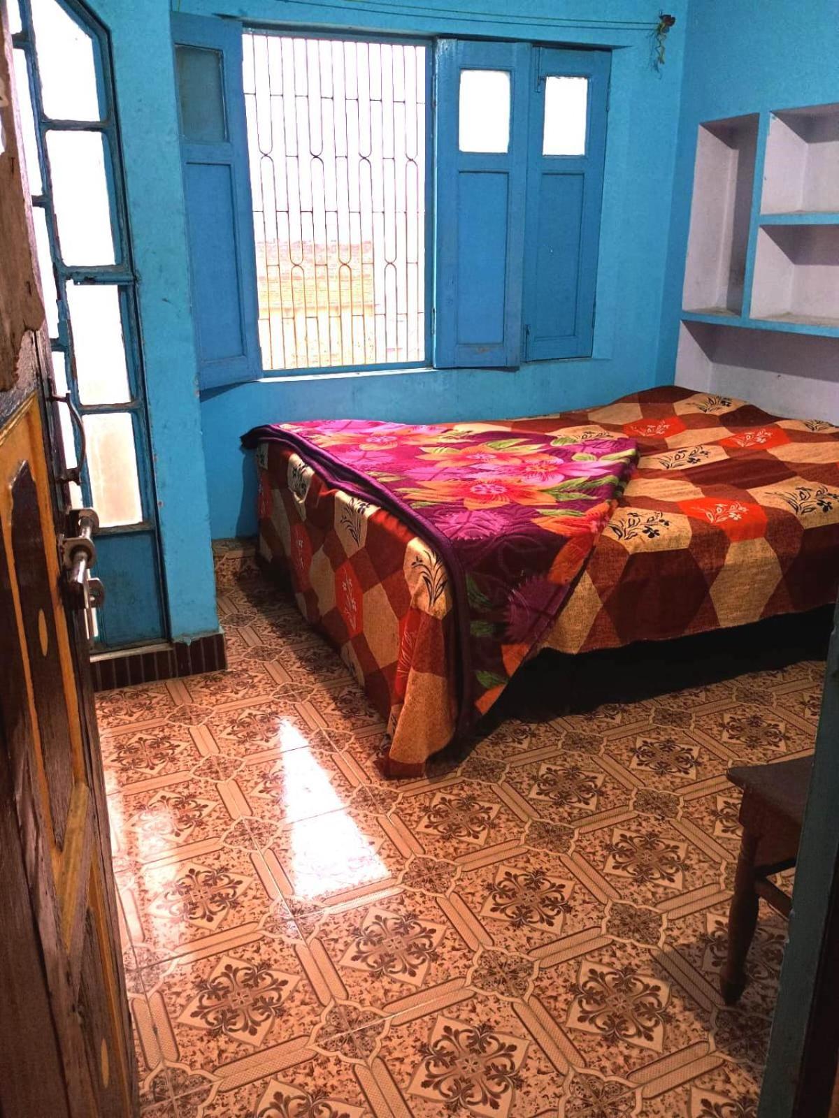 Tiwari Palace Modern Vision Guest House Váránaszi Kültér fotó